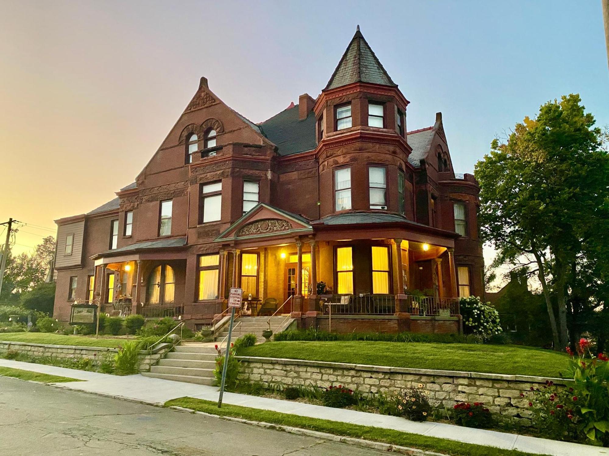 Vineyard Mansion B&B سان جوزيف المظهر الخارجي الصورة